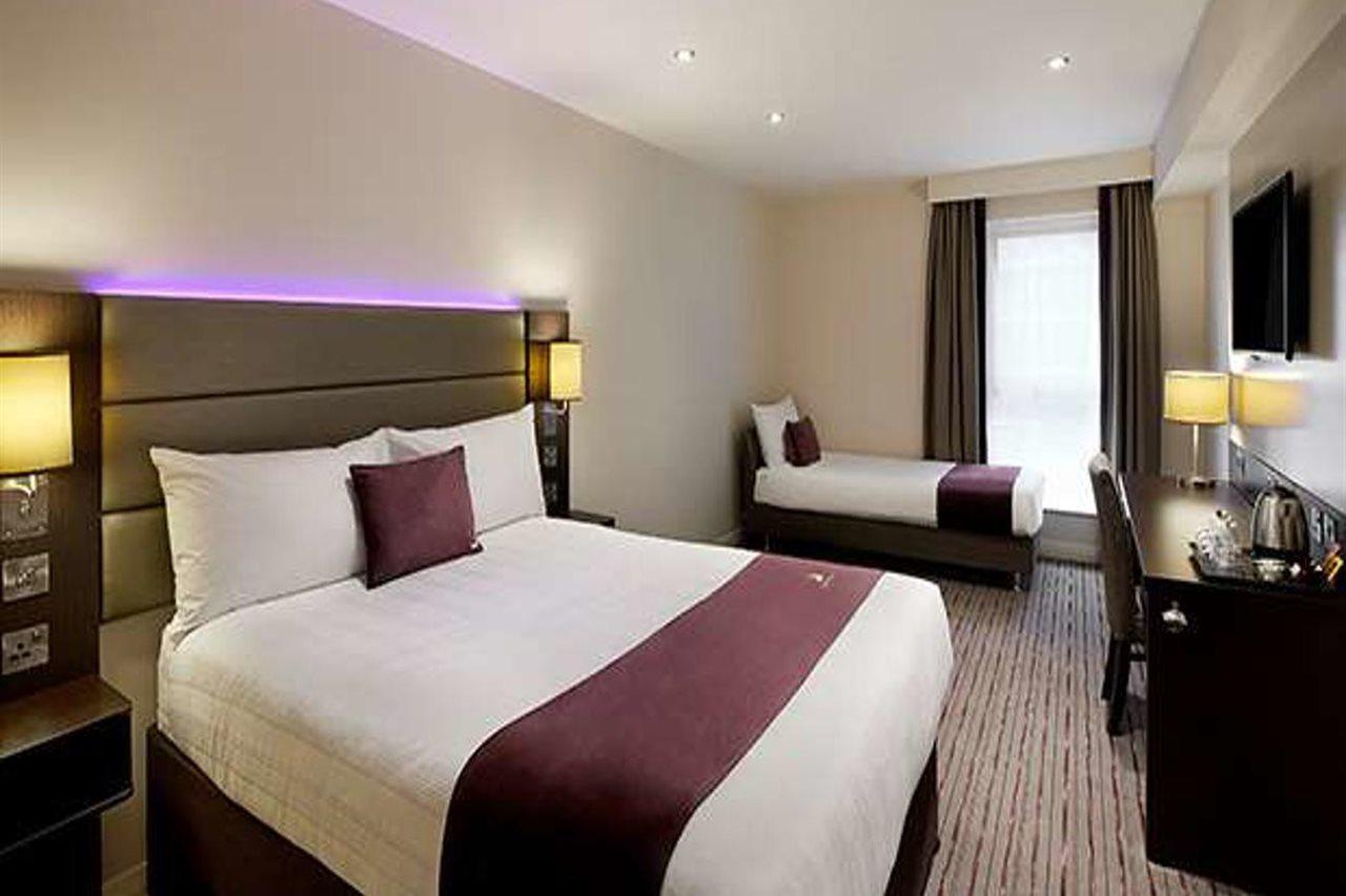 Premier Inn Watford Central Kültér fotó