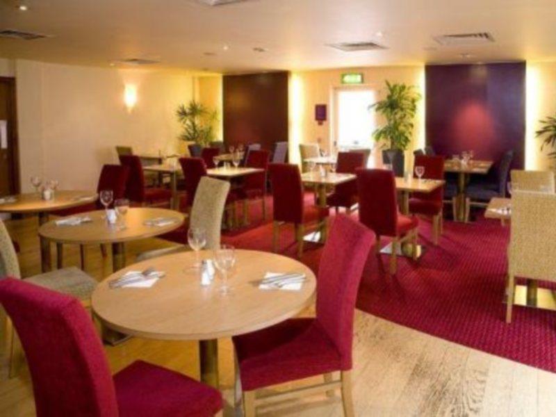 Premier Inn Watford Central Kültér fotó