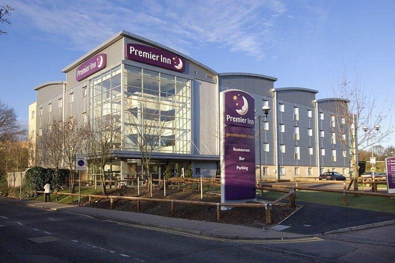 Premier Inn Watford Central Kültér fotó
