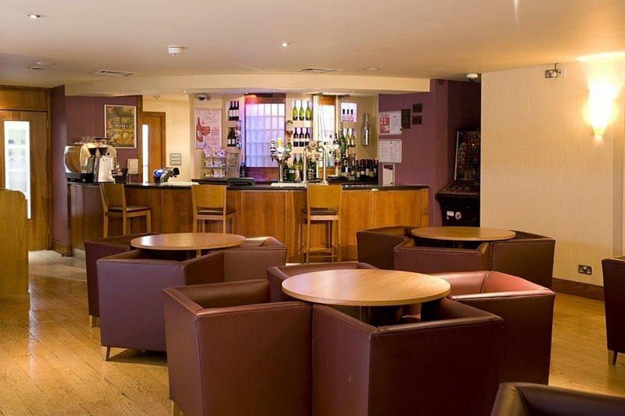 Premier Inn Watford Central Kültér fotó