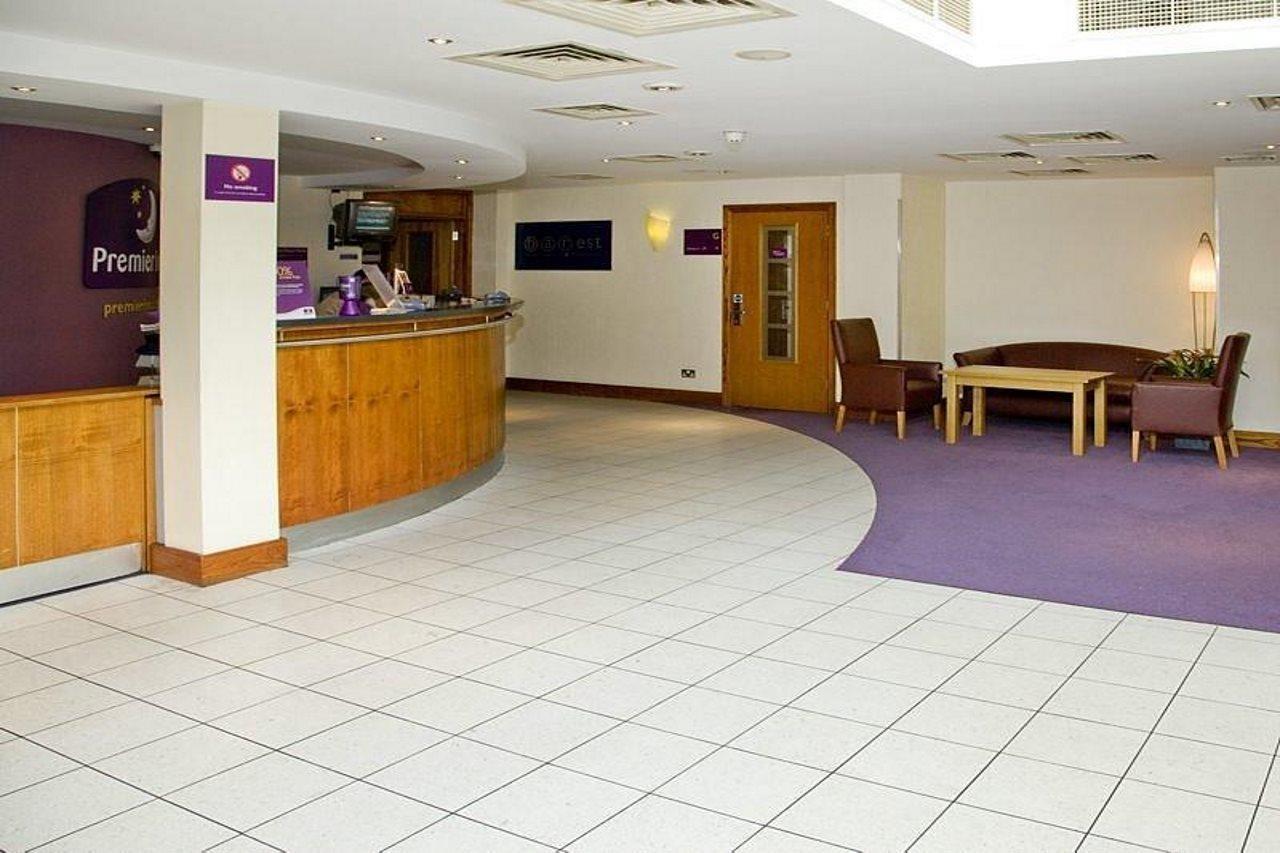 Premier Inn Watford Central Kültér fotó