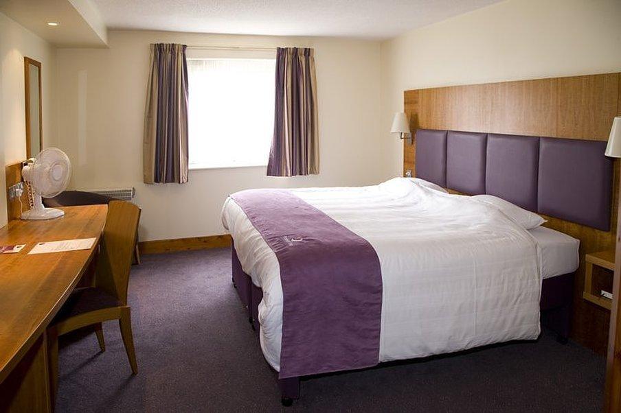 Premier Inn Watford Central Kültér fotó